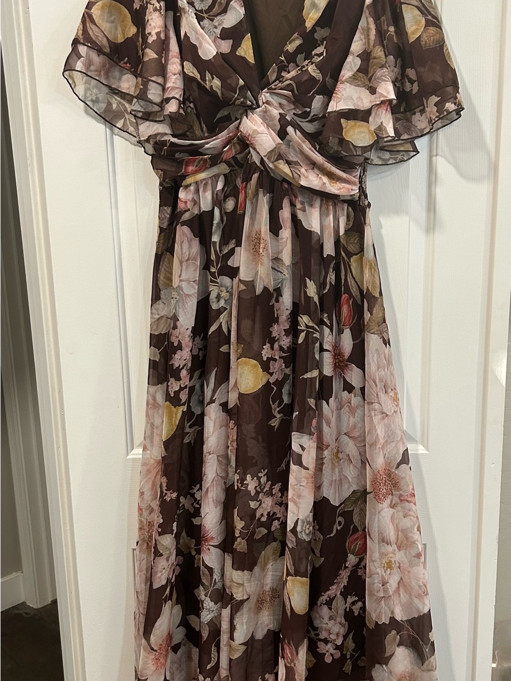 Women’s size large Floral Brown Maxi Dress with Ruffled Sleeves